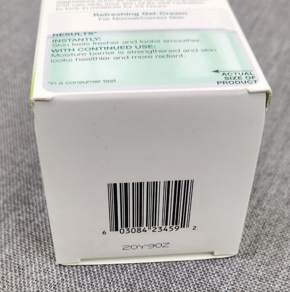 Garnier SkinActive Moisture Rescue Refreshing Gel-Cream - Green - Picture 3 of 3